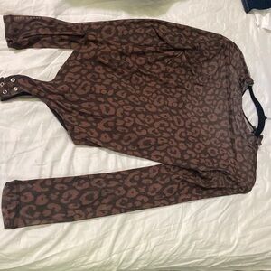 Dynamite cheetah long sleeve large
